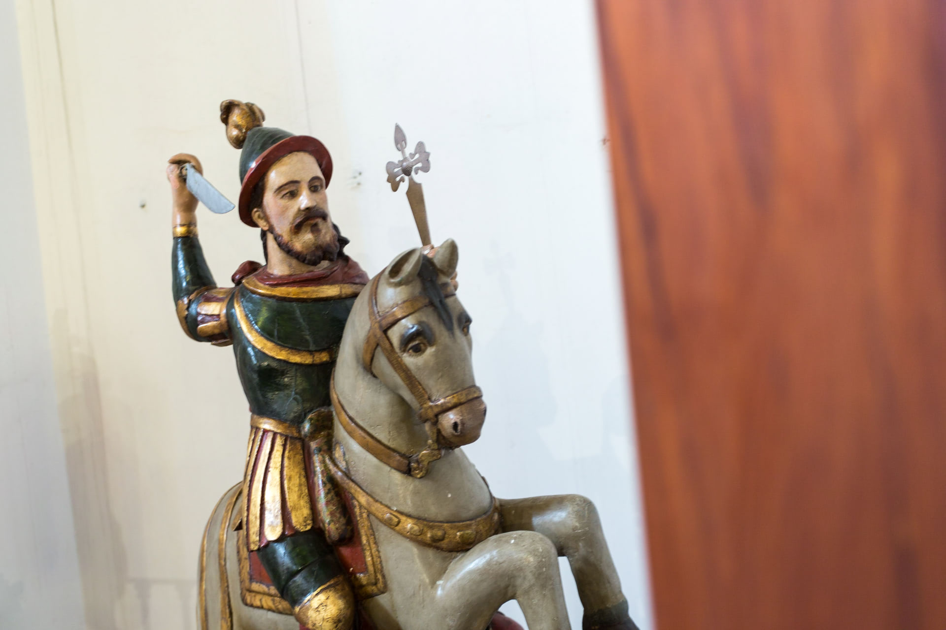 Escultura de Santiago 'El Chico' en la Iglesia de San Bartolomé de Tunte.