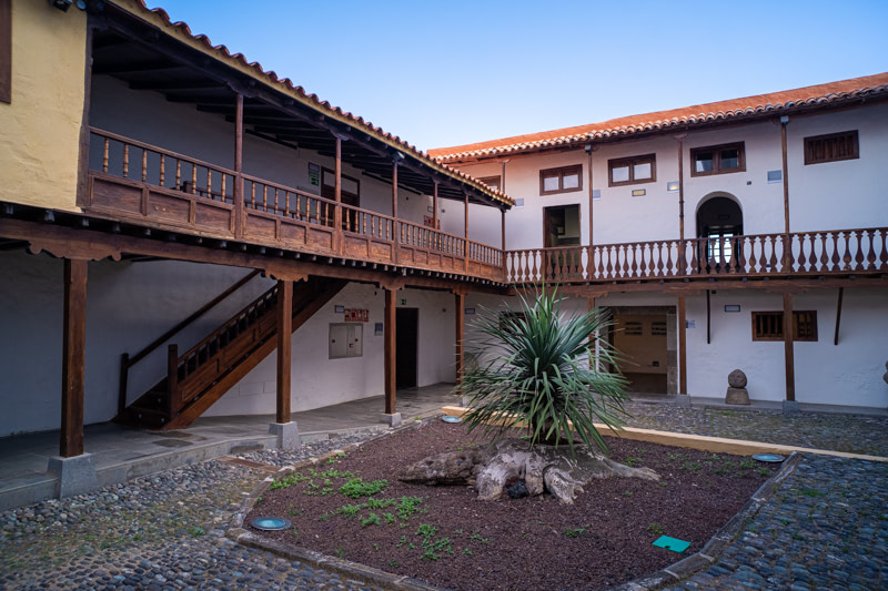 Patio del Museo Agáldar de historia de la ciudad.